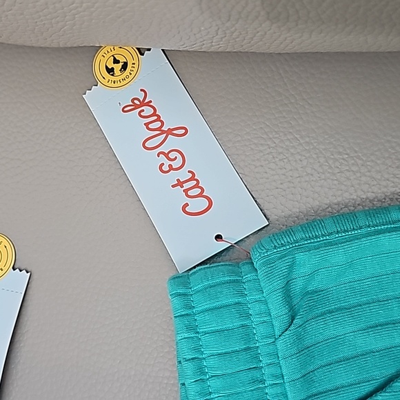 Girls size XS 4/5 Cat & Jack shorts 2 pair New with tags - Picture 3 of 8